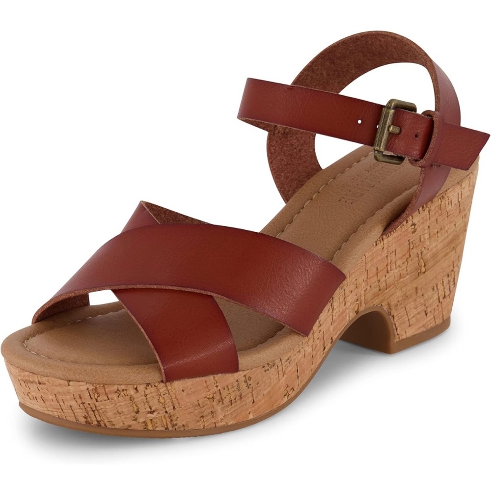 CUSHIONAIRE Women’s Sandal Cognac 11